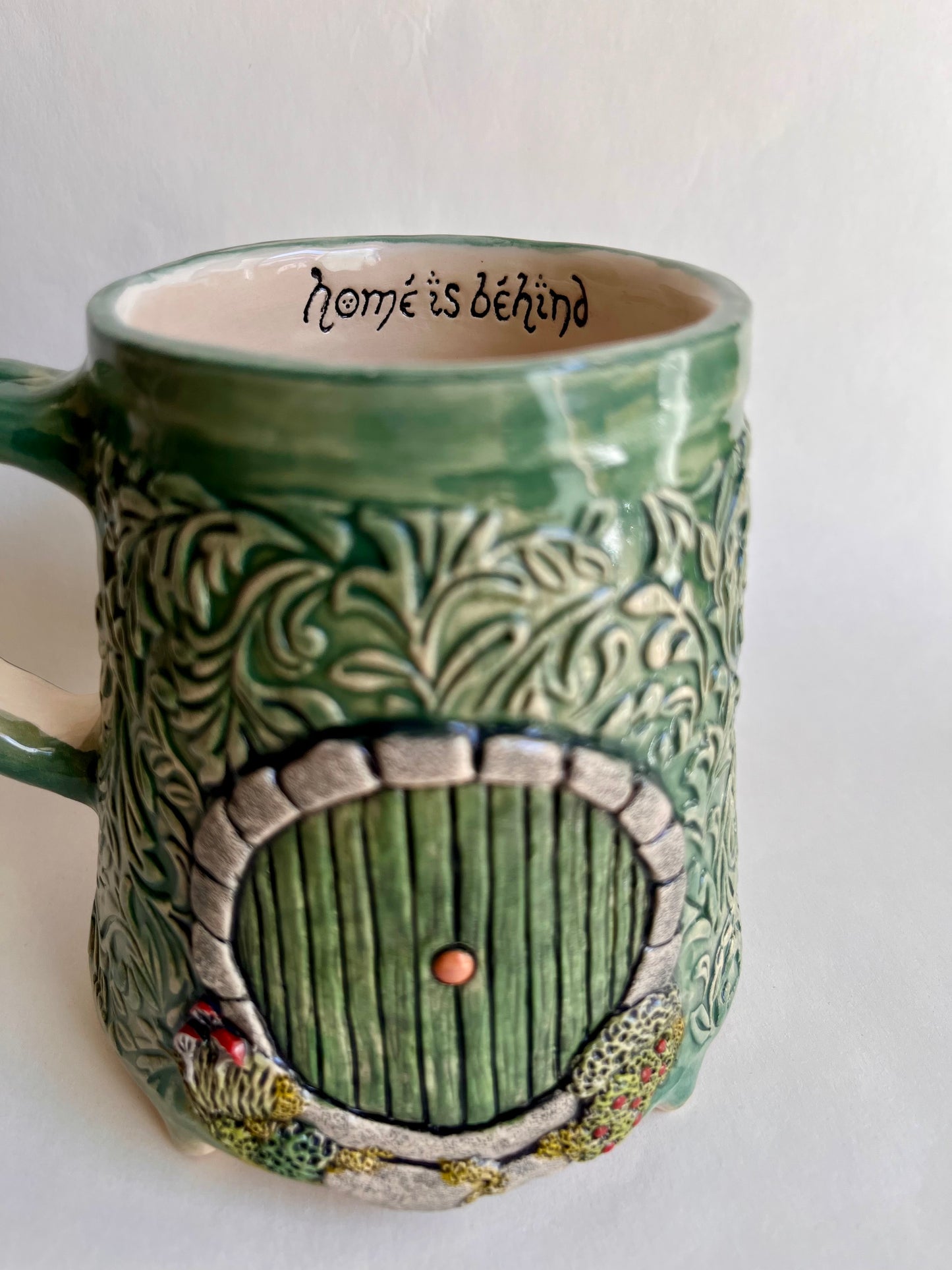 The world ahead mug 550ml / 18.5oz