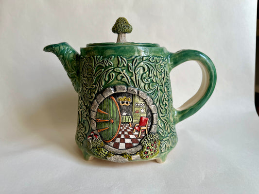Hobbit’s hole teapot