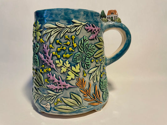 Little house on a handle 550ml/ 18.5 oz mug