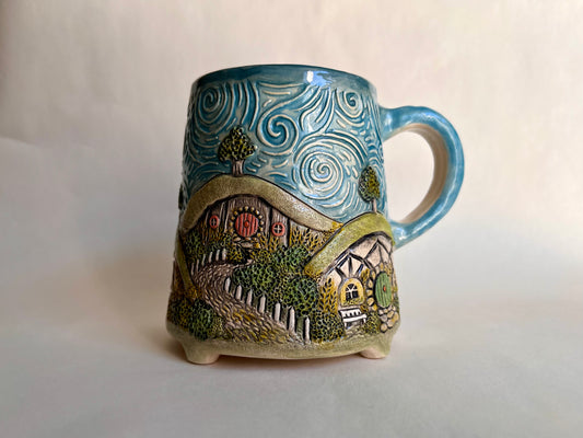 NEW!!! Hobbiton Village 360 ml/ 12 oz mug