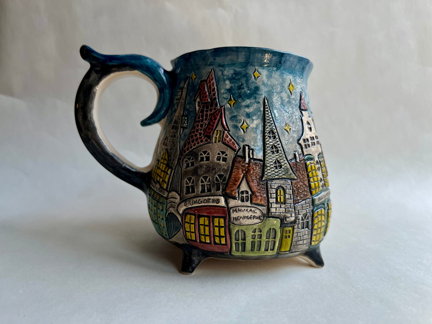 The Hidden Alley Mug 500ml / 17 oz