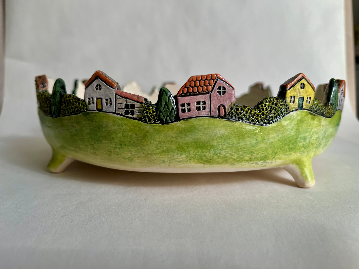 Colorful mediterranean village ceramic bowl 22 cm / 8.7"