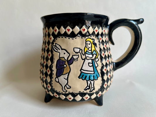 Alice in Wonderland mug 470 ml / 16 oz