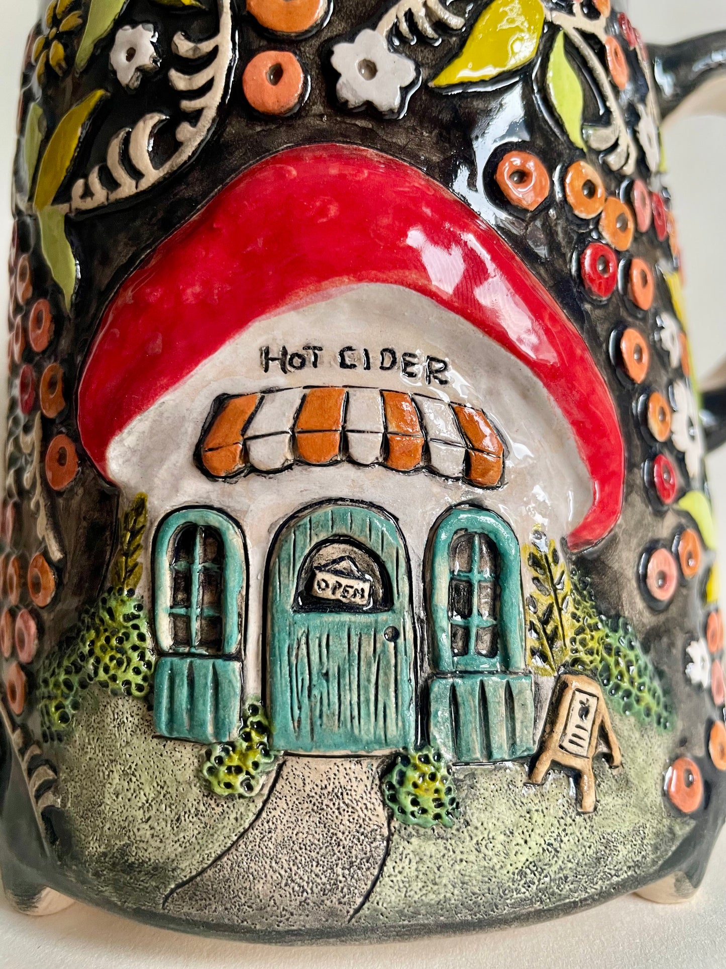 Hot Cider Mushroom cottage mug 550ml / 18.5 oz