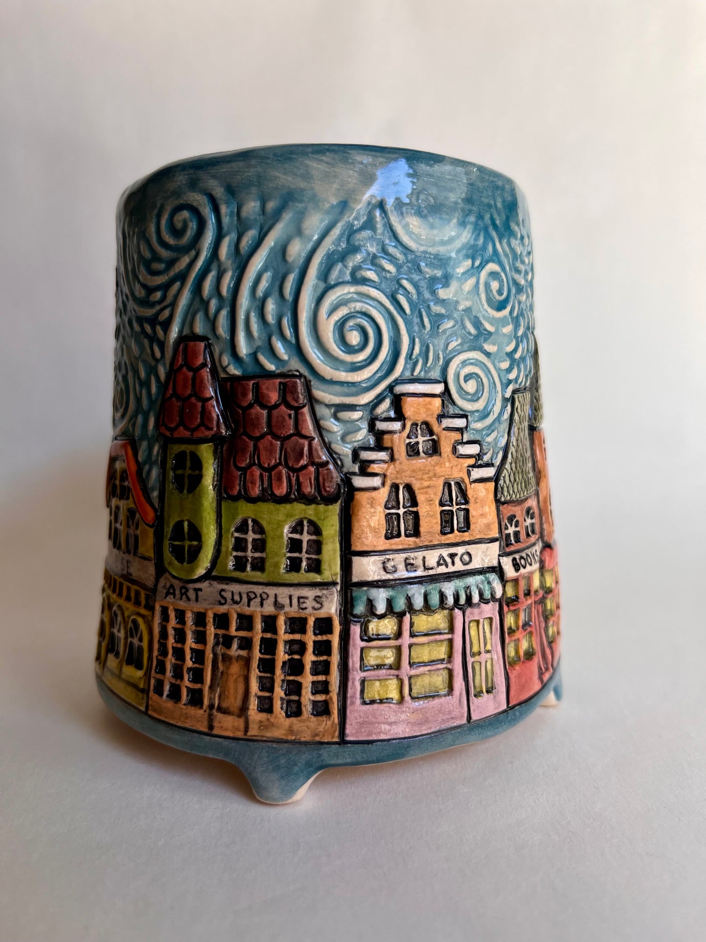 European town street 360 ml / 12 oz mug