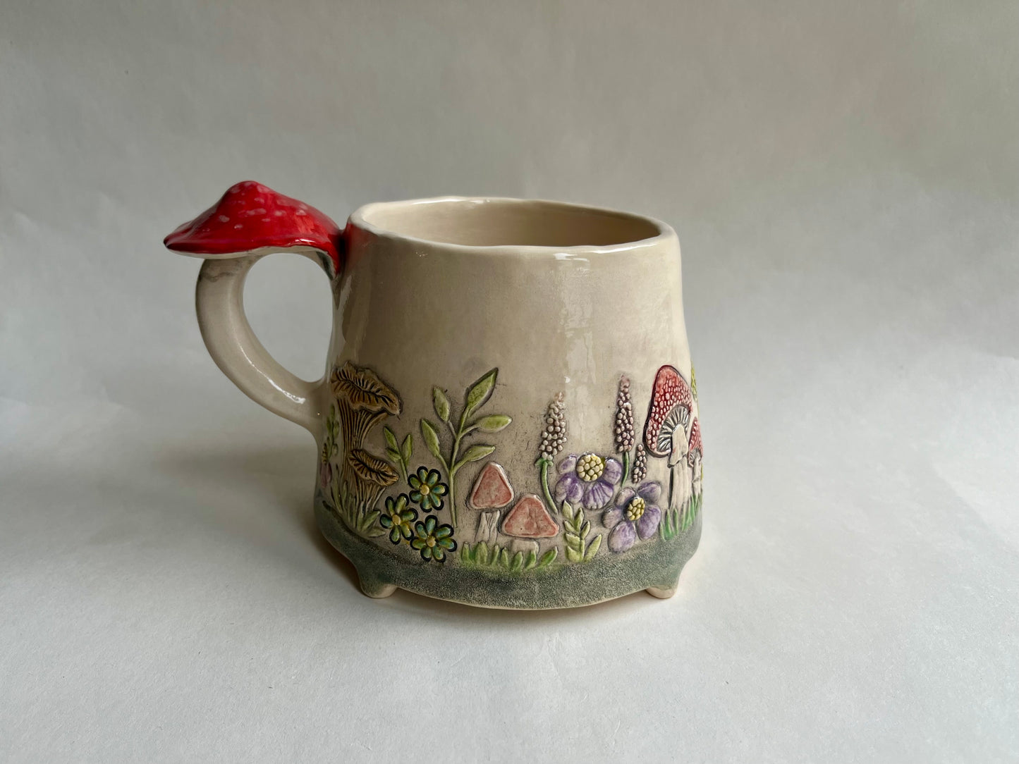 Rosa and The Pink Clover Blossom Mug 470 ml / 16 oz