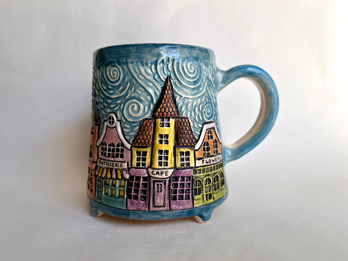 European town street 360 ml / 12 oz mug