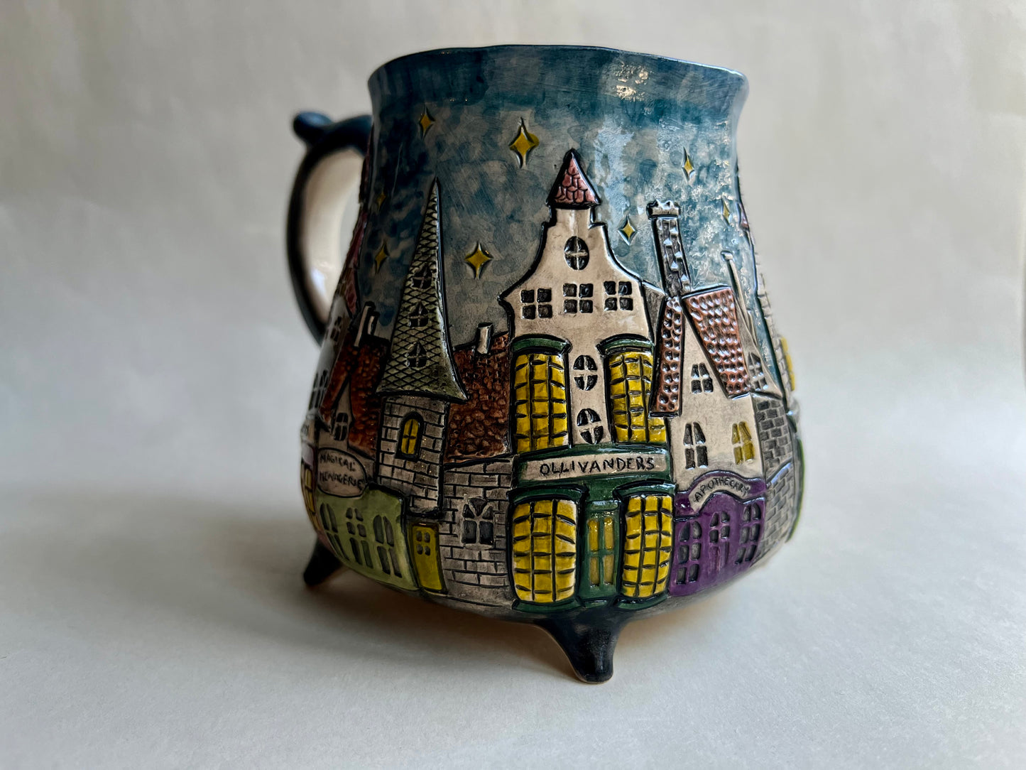 The Hidden Alley Mug 500ml / 17 oz