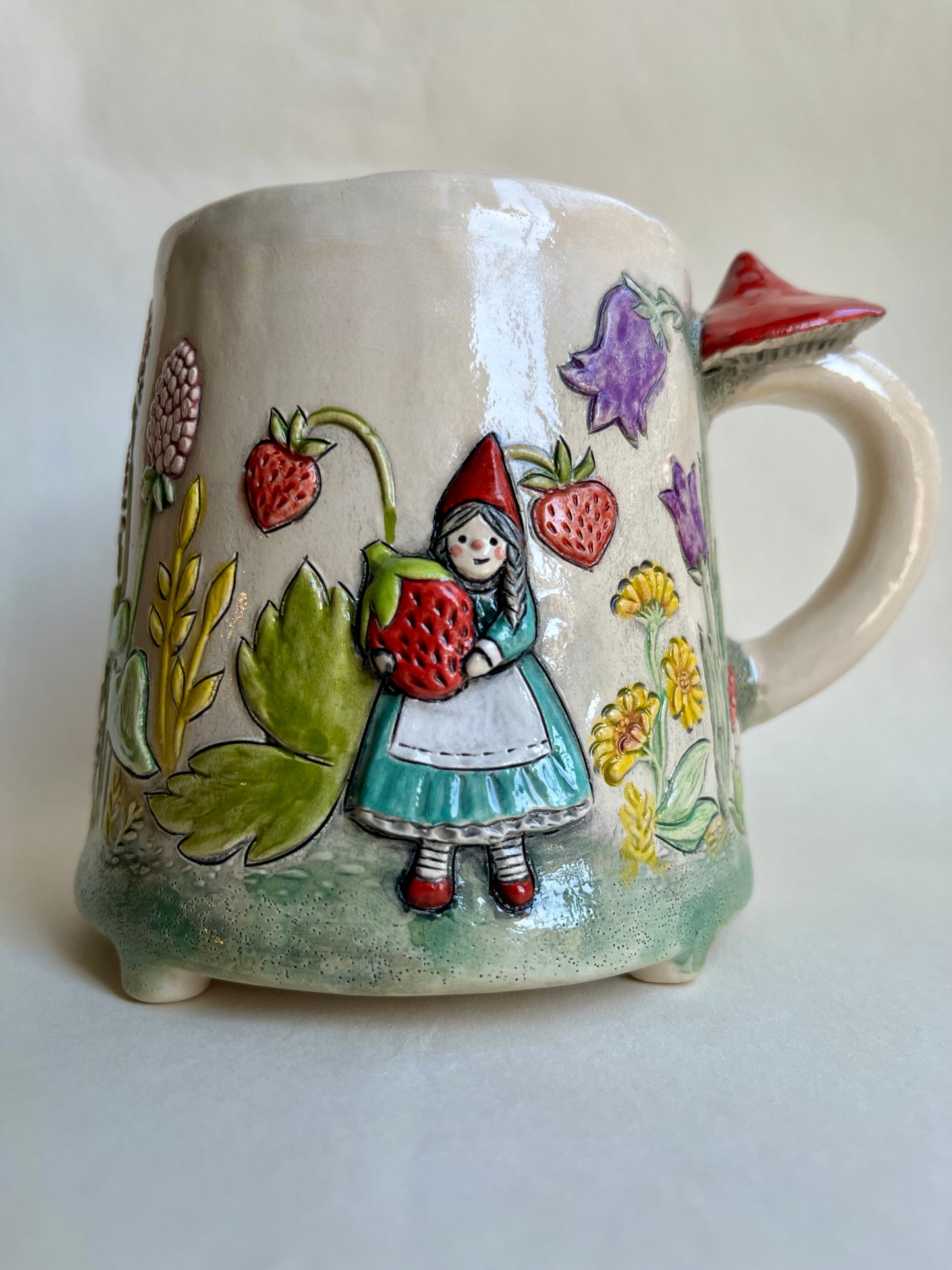 Rosa and Strawberry Harvest Mug 470 ml / 16 oz
