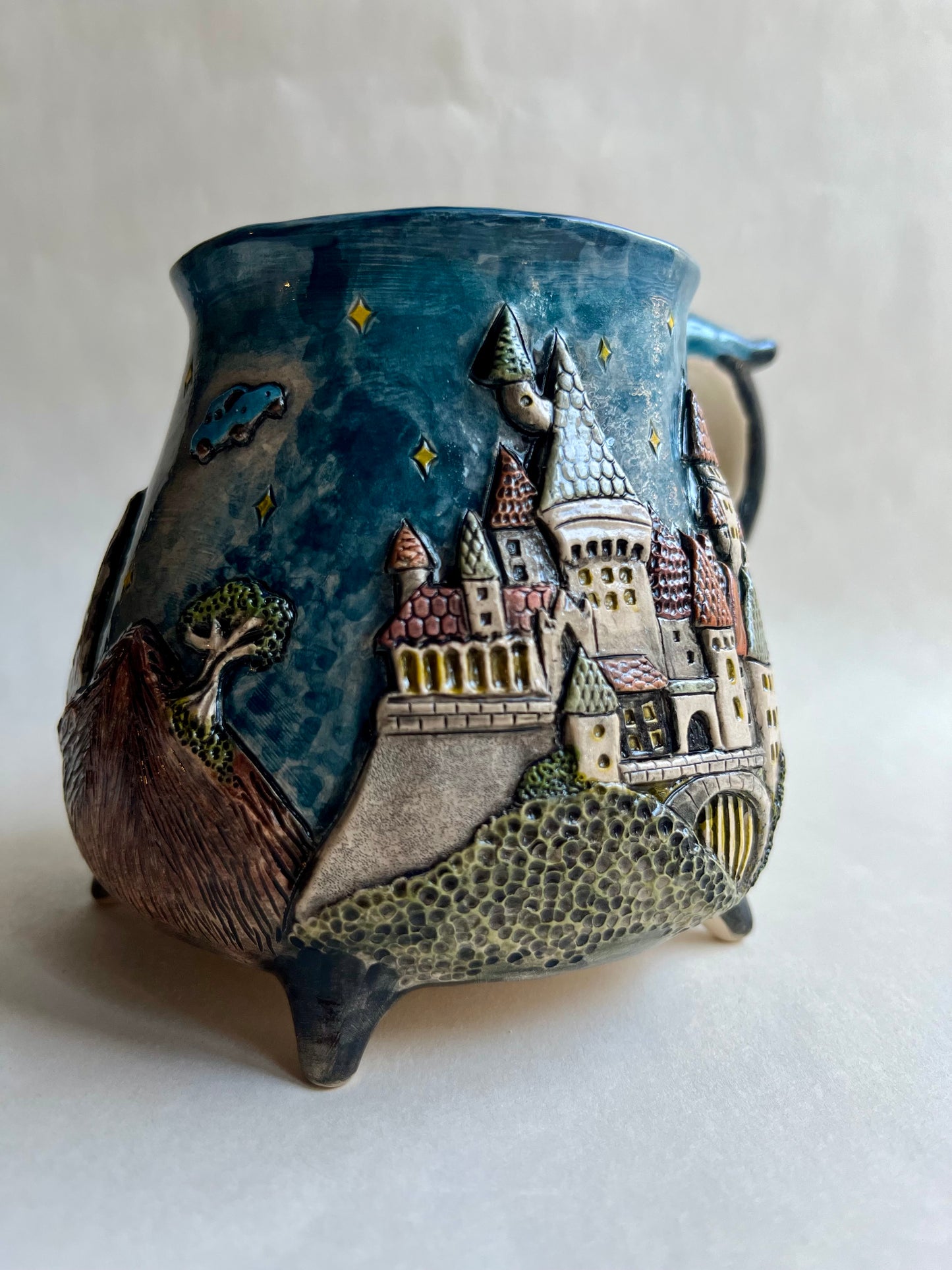 Return to the Castle Mug 500ml / 17 oz