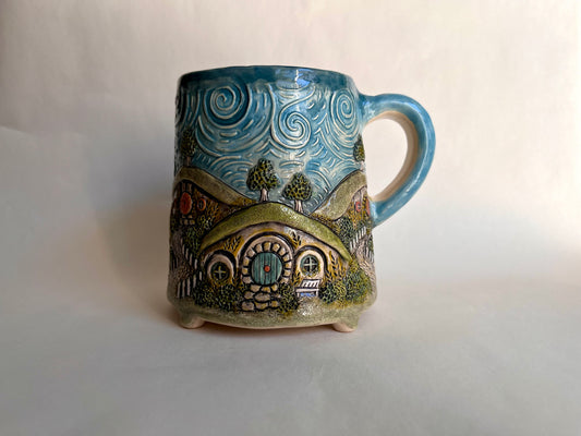 NEW!!! Hobbiton Village 470 ml / 16 oz mug