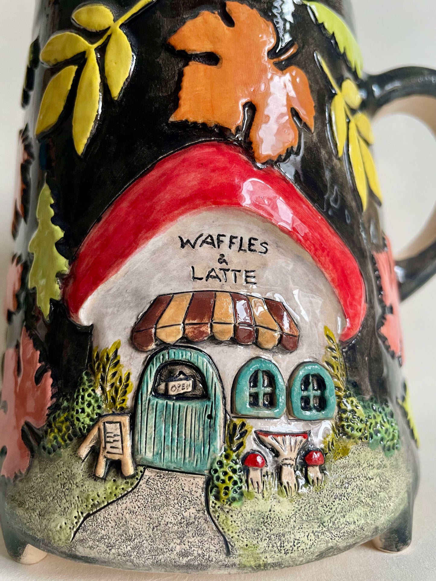 Waffle & Latte Mushroom cottage mug 550ml / 18.5 oz