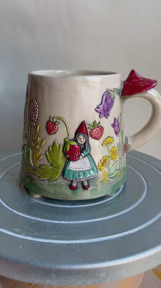 Rosa and Strawberry Harvest Mug 470 ml / 16 oz